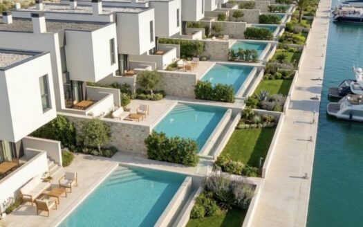 Vilë në shitje, Turquoise Marina